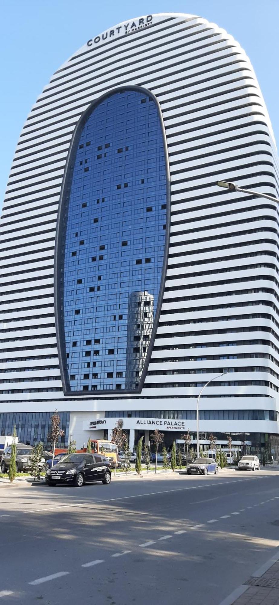 Sea Breeze In Batumi 아파트 객실 사진